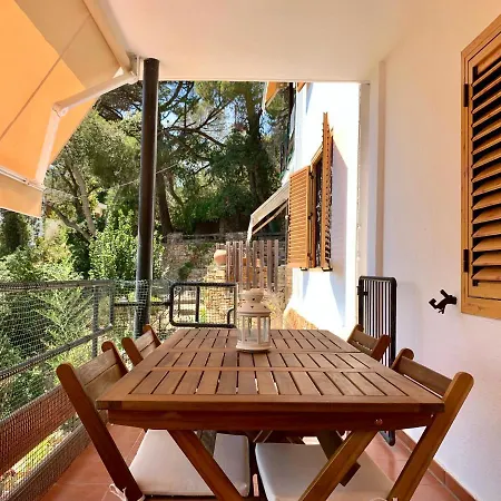 Quiet Cala Canyellas Апартаменты Льорет-де-Мар